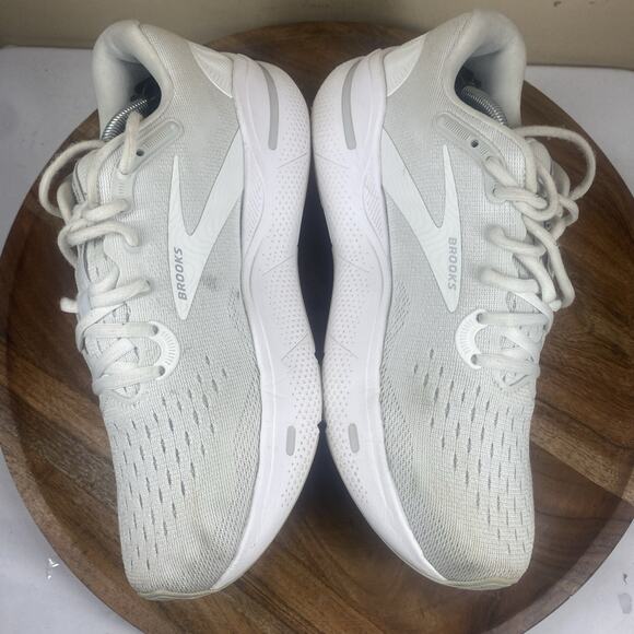 Brooks Ghost Max White Oyster Womens Size 9.5 Athletic Running Shoes 1203951B124 - Picture 6 of 11